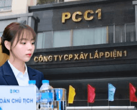 Nữ chủ tịch sinh năm 1999 vừa ký một quyết định quan trọng