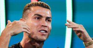 Ronaldo lên tiếng