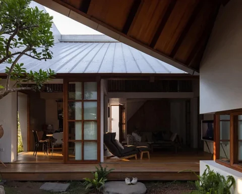 Ngôi nhà đưa khoảng hiên Bắc Bộ vào không gian sống