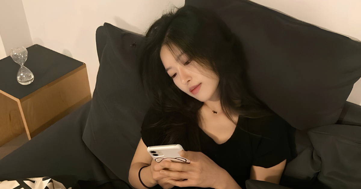 Lời khuyên cho người thường xuyên mua hàng online vào ban đêm