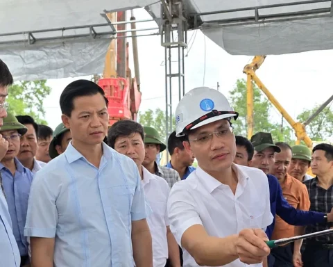 Sau chỉ đạo của Bí thư Tỉnh ủy, hai xã của Quảng Trị được tăng cường cán bộ gỡ vướng mặt bằng