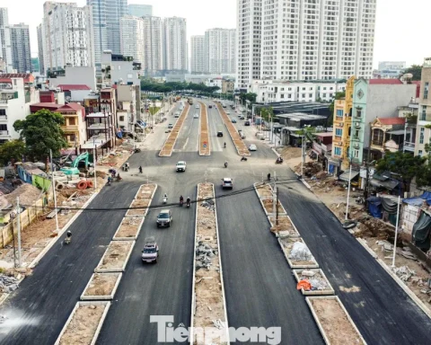 Diện mạo mới Vành đai 2,5 qua Tây Hồ Tây vừa thông xe kỹ thuật