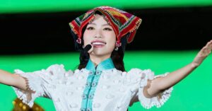 Phương Mỹ Chi đội chiếc khăn Piêu, thẳng thắn nói về tranh cãi “làm buồn lòng khán giả”