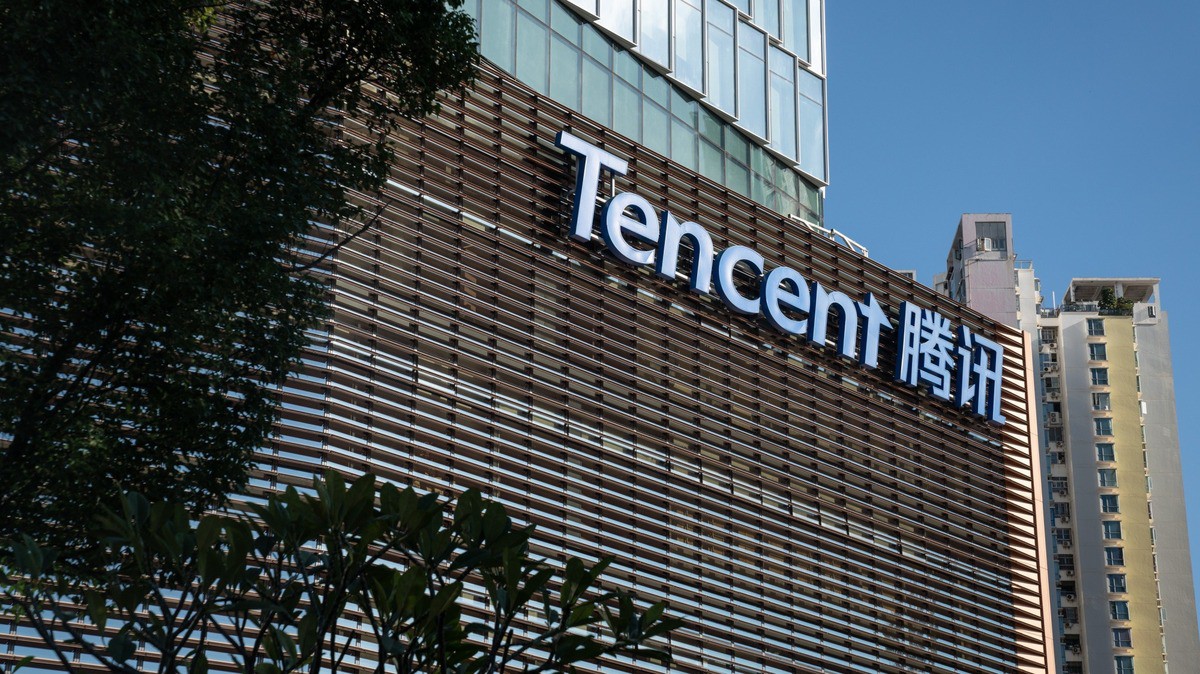 Công nghệ 4/10: Tencent thuê 100.000 chip từ Oracle, Samsung tăng giá chip HBM4