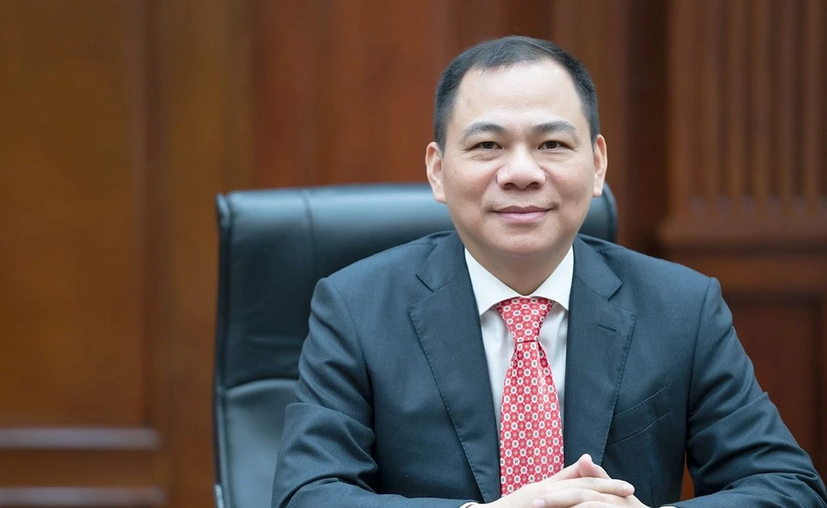 Cổ phiếu liên quan tỷ phú Phạm Nhật Vượng bất ngờ tăng trần