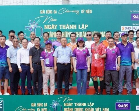 24 đội bóng tranh tài tại giải bóng đá chào mừng kỷ niệm 30 năm ngành Chứng khoán Việt Nam