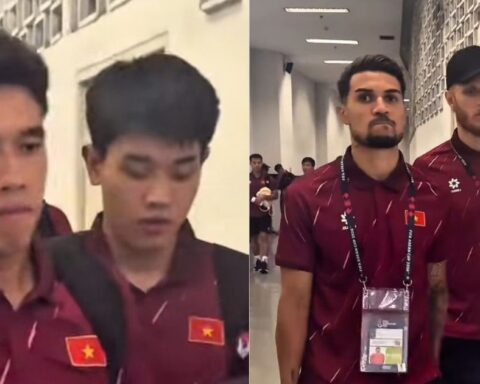 Đình Bắc buồn bã ra về sau trận thua của ĐT Việt Nam