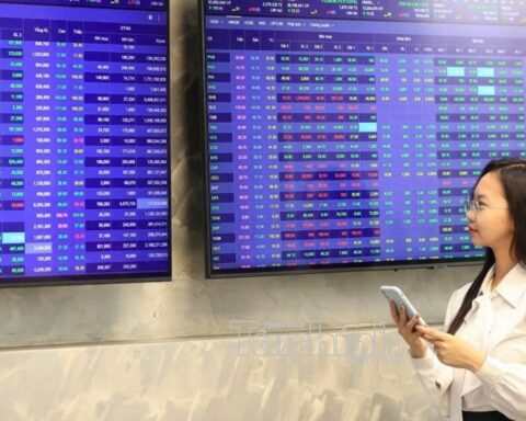 Chứng khoán ngày 5/10: VN-Index hồi phục, dòng tiền vẫn chọn lọc