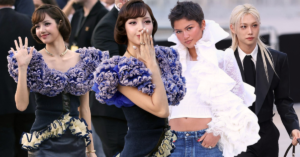 Màn “sửa đồ” điên rồ của Lisa ở show Louis Vuitton: Nhan sắc cứu thời trang một phen trông thấy