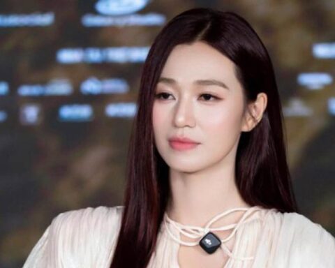 Nữ nghệ sĩ U40 tuyên bố không lấy chồng, sống trong nhà 7 tầng: “Tôi đính chính lại”