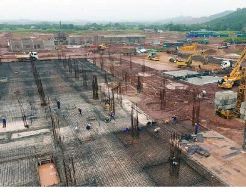 Mỹ có 90 năm kinh nghiệm nhưng vẫn rút lui, Việt Nam không có kinh nghiệm lại chỉ cần 2 năm hoàn thành công trình chưa từng có, ngốn hơn 143.000m3 bê tông cốt thép