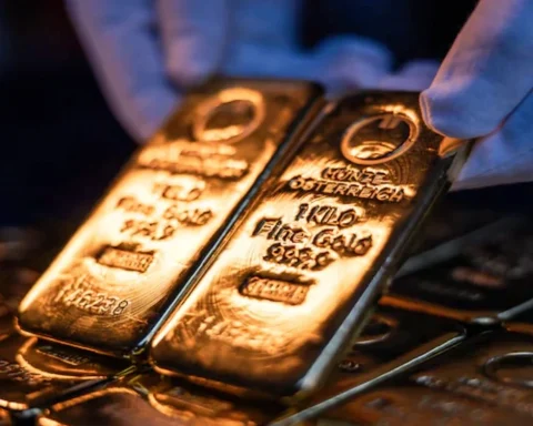Chuyên gia dự báo bất ngờ về giá vàng trong 12 tháng tới