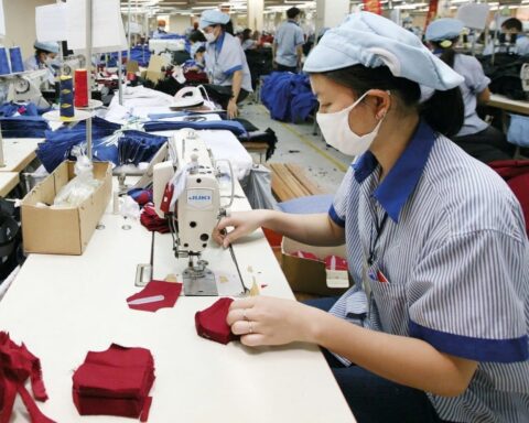 Thị trường chờ động lực từ lợi nhuận quý III