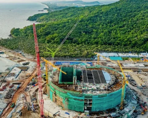 Phó Thủ tướng Thường trực Chính phủ thúc tiến độ loạt dự án phục vụ APEC 2027