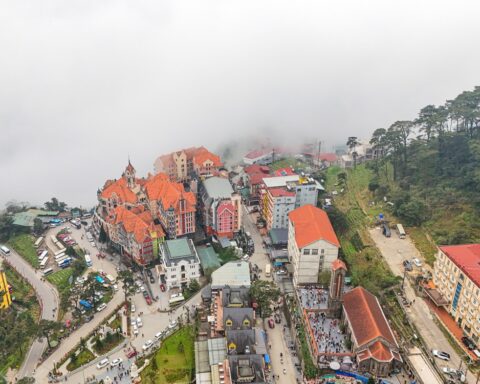 Việt Nam có một ngọn núi lửa cổ 220 triệu năm tuổi, nay là điểm du lịch nổi tiếng thế giới, quanh năm mát mẻ chỉ 20 độ, được ví như “Đà Lạt của miền Bắc”