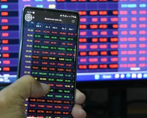 Khối ngoại mua ròng khi SHB ‘lao’ về sát mệnh giá