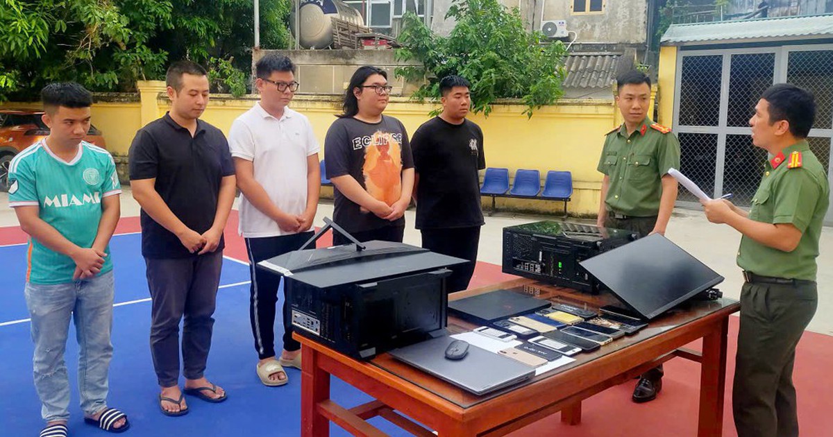 Điều tra hơn 2.000 tài khoản ngân hàng, công an bắt 18 đối tượng