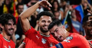 Lạ lùng không một cầu thủ Bồ Đào Nha nào yêu thích bài viết của Ronaldo