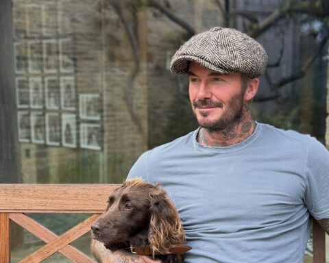 David Beckham lại “hái ra tiền”