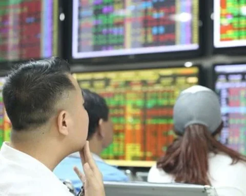 Góc nhìn chuyên gia: Cần tính kịch bản VN-Index lùi về 1.700 điểm, 4 nhóm ngành đáng chú ý trước mùa báo cáo quý