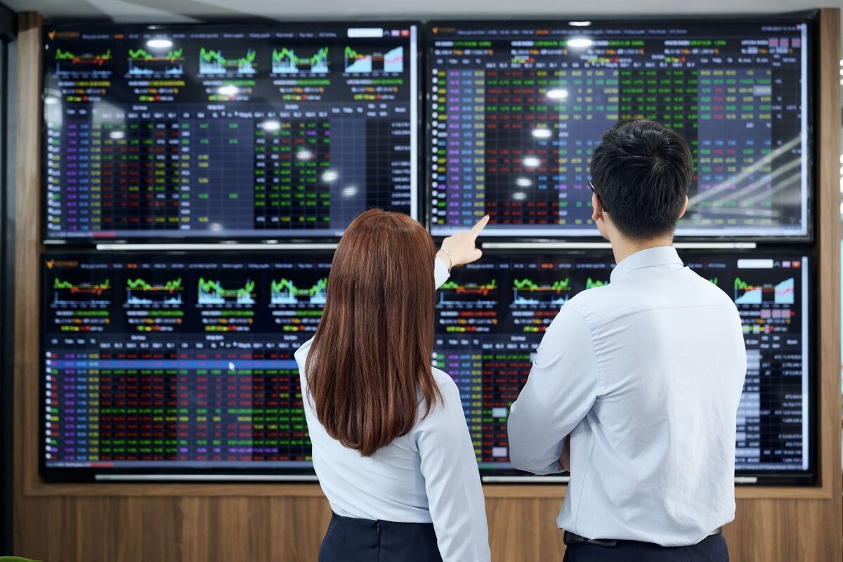 Chuyên gia: Chứng khoán tuần tới tiếp tục dao động quanh ngưỡng 1.730 điểm