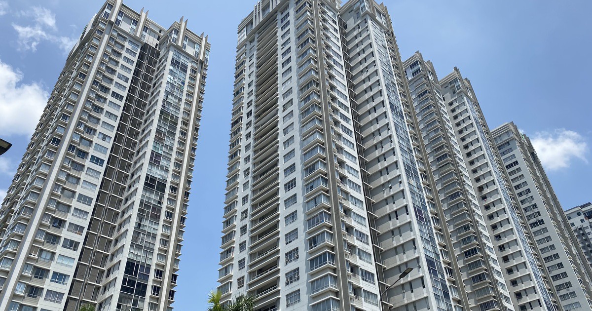 Lượng tiêu thụ căn hộ, đất nền ở TP.HCM và vùng phụ cận giảm đến 66%