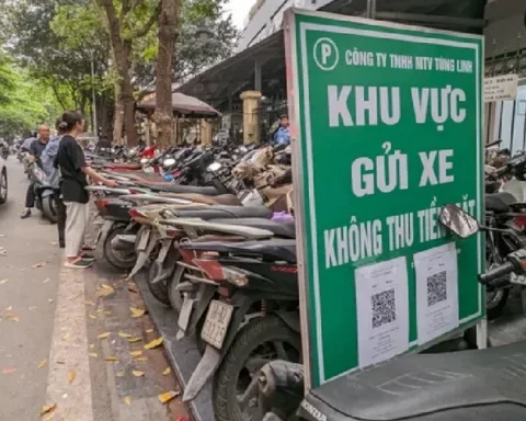 Hà Nội đặt lộ trình bãi xe máy, ô tô 100% thanh toán tự động