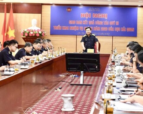 Hải quan đẩy mạnh cải cách, thu ngân sách đạt 399.638 tỷ đồng