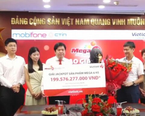Mua vé số 20.000 đồng, người phụ nữ An Giang trúng gần 200 tỷ đồng, lập kỷ lục sau 10 năm