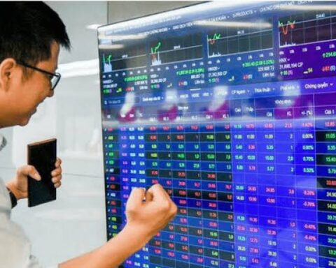 Công ty chứng khoán “vẽ” đường đi của VN-Index năm 2027, mục tiêu cao hơn hiện tại 220 điểm