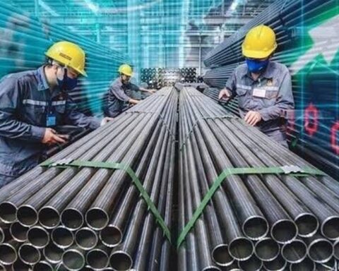 Cổ phiếu thép bất ngờ tăng bứt phá trong phiên đầu tuần, VN-Index “bốc hơi” hơn 14 điểm