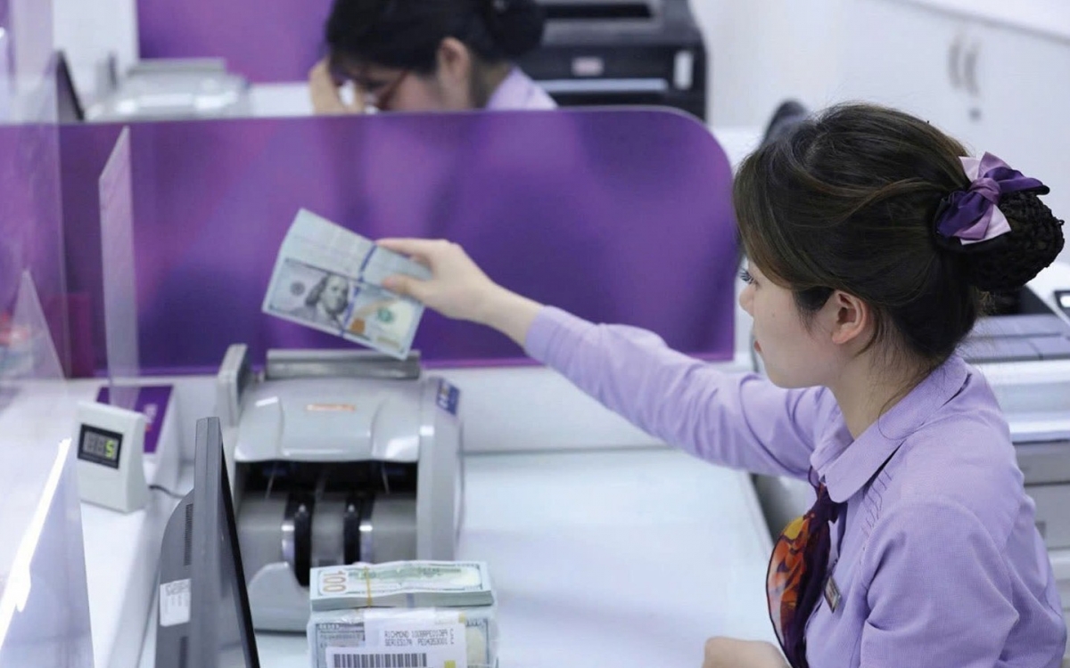 Chứng khoán trước biến số lãi suất