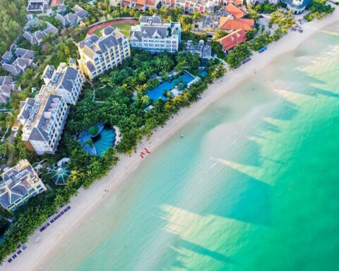 Việt Nam có một thiên đường nghỉ dưỡng được tạp chí Mỹ đánh giá hàng đầu châu Á, do “phù thủy kiến trúc” danh tiếng toàn cầu thiết kế