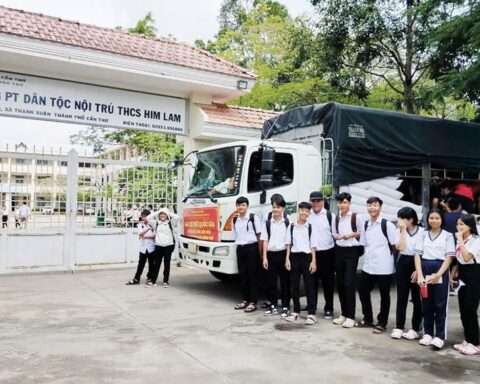 Chi cục DTNN khu vực XV: Thần tốc xuất cấp gạo hỗ trợ học sinh Cà Mau và Cần Thơ