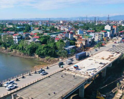 Gấp rút thi công cầu Mai Lĩnh, phấn đấu thông xe trong tháng 12-2026