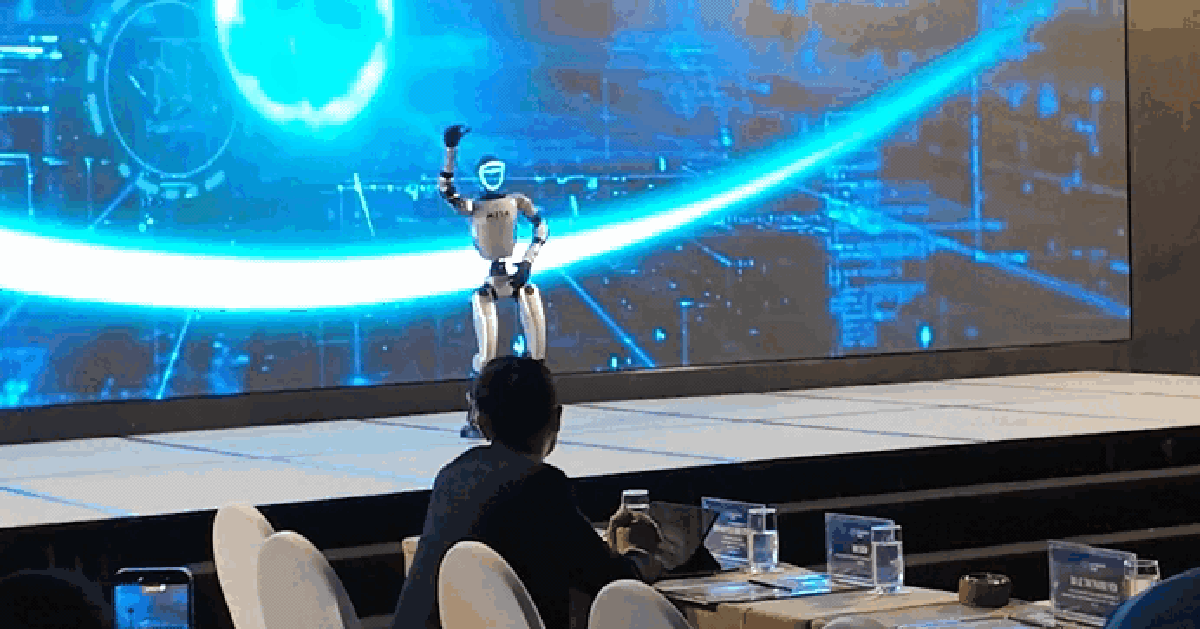 Ấn tượng màn trình diễn của robot trên dòng chảy số