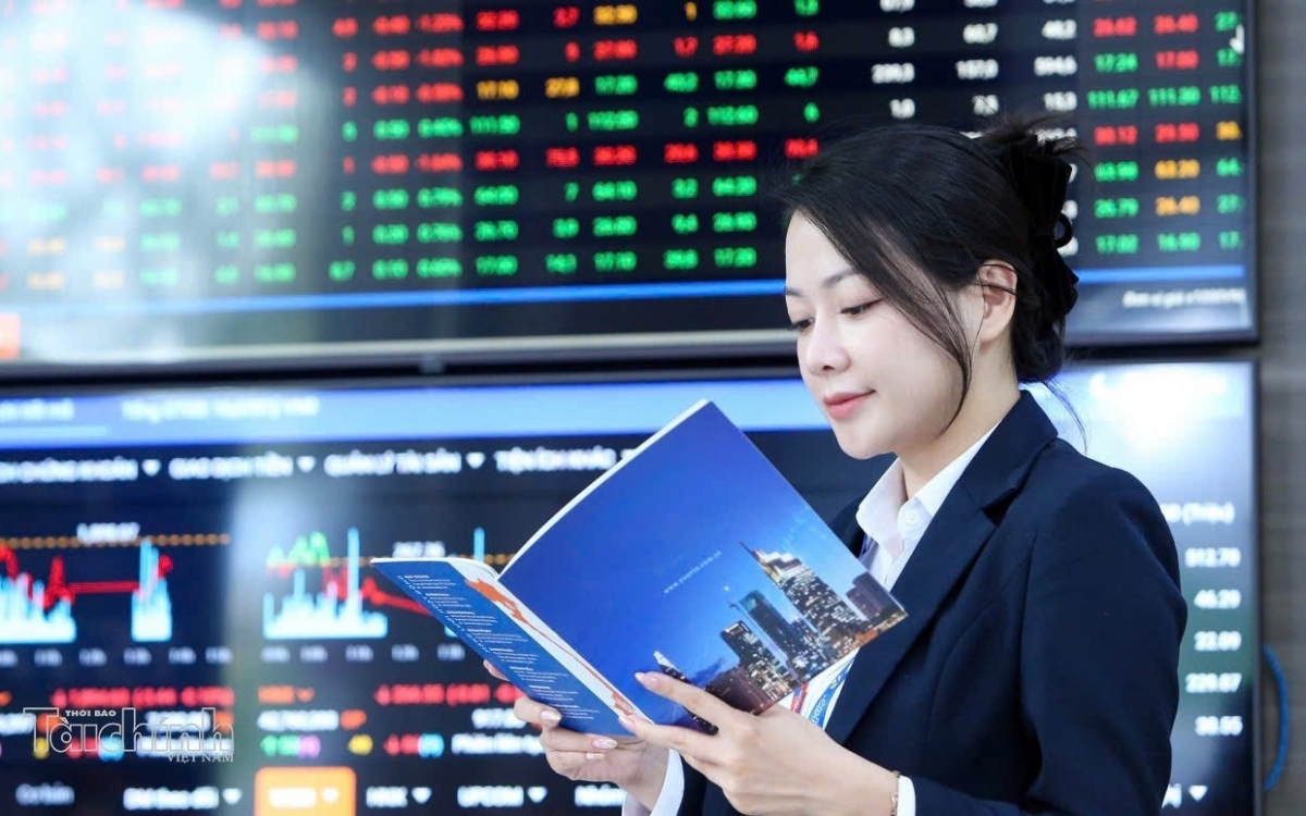 Chứng khoán ngày 16/10: VN-Index lấy lại sắc xanh, chấm dứt chuỗi giảm điểm