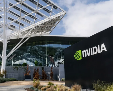Nvidia mở rộng sang thị trường máy tính cá nhân với chip AI mới