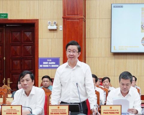 Chủ tịch UBND tỉnh Quảng Trị yêu cầu tháo gỡ vướng mắc, đẩy nhanh các dự án đầu tư
