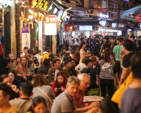 Hà Nội rà soát thí điểm tổ hợp vui chơi, giải trí 24/7: Cú hích cho ‘kinh tế đêm’