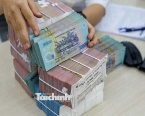 Thị trường tiền tệ tuần 12 – 16/10: Bơm ròng trở lại sau đợt hút mạnh 90.000 tỷ đồng, USD tự do rớt giá