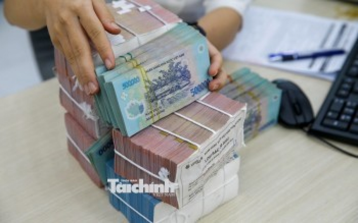 Thị trường tiền tệ tuần 12 – 16/10: Bơm ròng trở lại sau đợt hút mạnh 90.000 tỷ đồng, USD tự do rớt giá