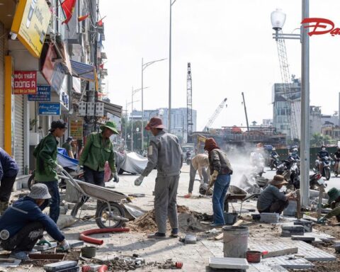 Vành đai 1 Hoàng Cầu – Voi Phục dần hoàn thiện, hai cầu vượt chạy đua về đích cuối năm