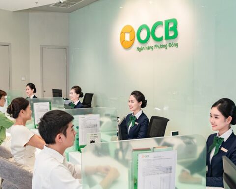 Người thân lãnh đạo OCB đăng ký bán cổ phiếu