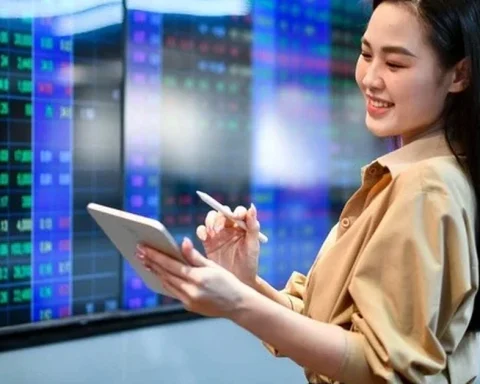 Lượng tiền lớn trở lại, chứng khoán tăng mạnh nhất hơn nửa năm