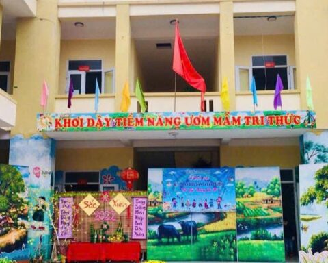 Họp khẩn xử lý vụ 2 giáo viên tát học sinh mầm non ở Thanh Hoá