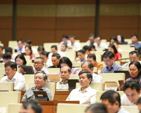 Hôm nay, Quốc hội thảo luận ba dự án luật về đất đai, nhà ở và bất động sản