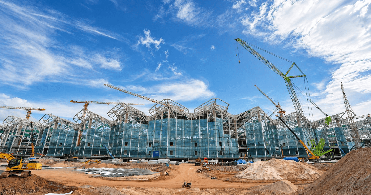 Huy động tới hơn 7.600 kỹ sư, công nhân, gần 80 tổng thầu và nhà thầu xây loạt siêu công trình đón VIP: Cuộc chạy đua tiến độ chưa từng có