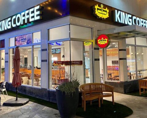 Bà Lê Hoàng Diệp Thảo đã đóng cửa hàng King Coffee đầu tiên ở Mỹ?
