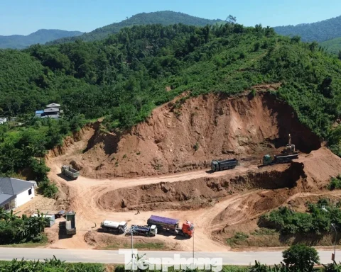 Vụ khởi tố cả Bí thư, Chủ tịch xã ở Phú Thọ: Trước khi bị bắt, cán bộ xã nói làm ‘hợp pháp’